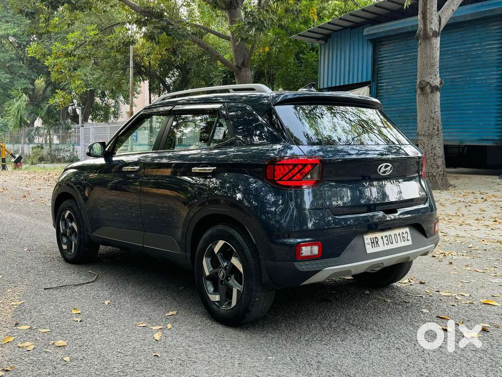 Hyundai Venue 1.0 Sx (o) Turbo Dct, 2020, Petrol