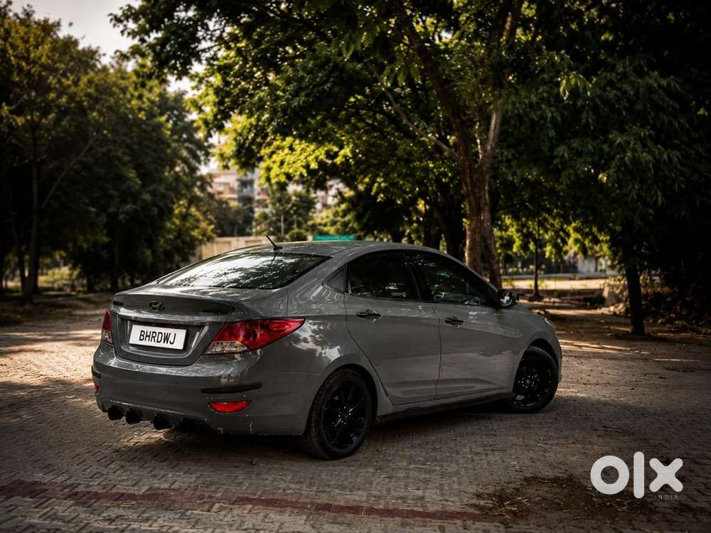Car Enthusiasts Hyundai Diesel Manual 2011  Valid Upto 2031 Except Ncr