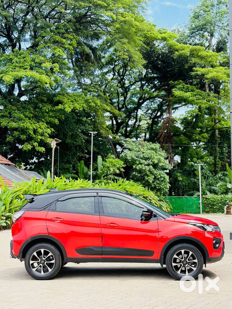Tata Nexon 1.2 Revotron Xz Plus, 2022, Petrol