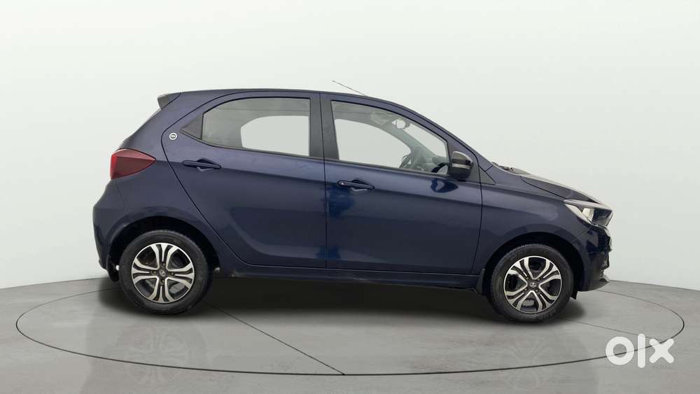 Tata Tiago 1.05 Revotorq Xt, 2023, Petrol