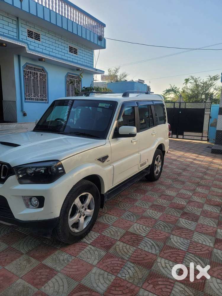 Mahindra Scorpio 2021 Diesel 82000 Km Driven