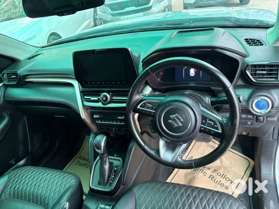 Maruti Suzuki Grand Vitara 1.5 Alpha Smart Hybrid At, 2022, Petrol
