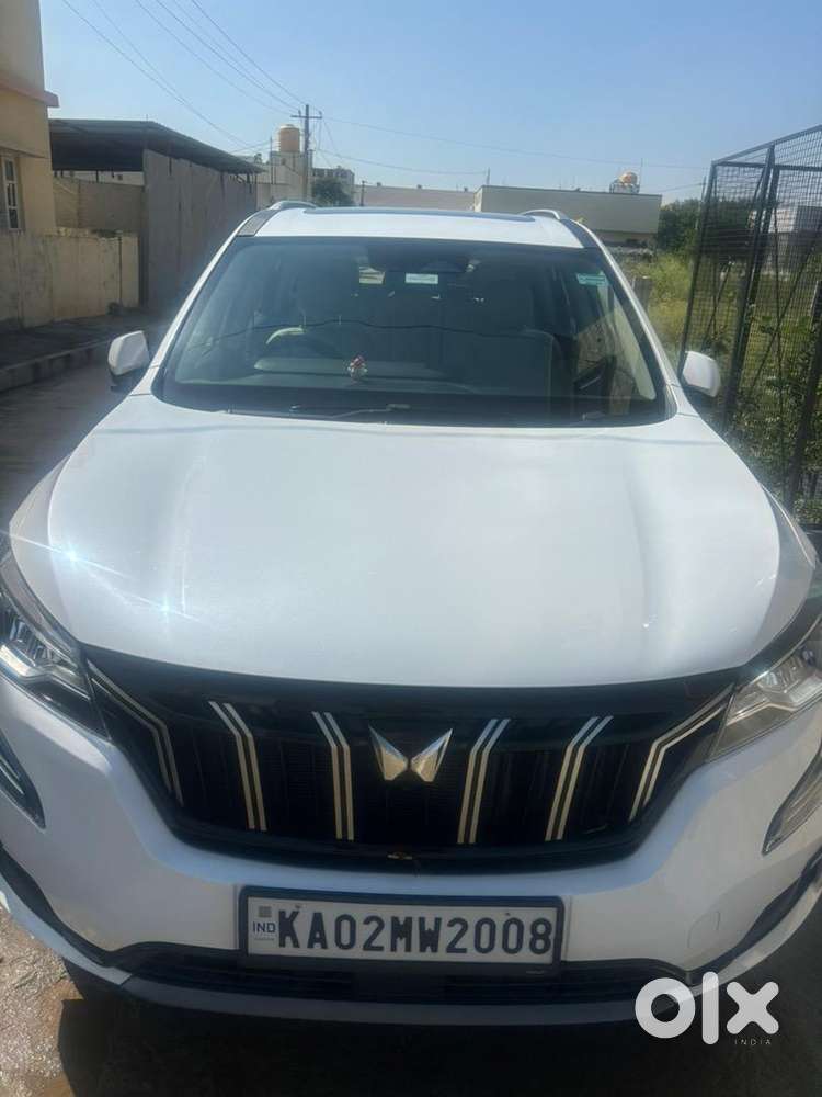 Mahindra Petrol 2024 Car