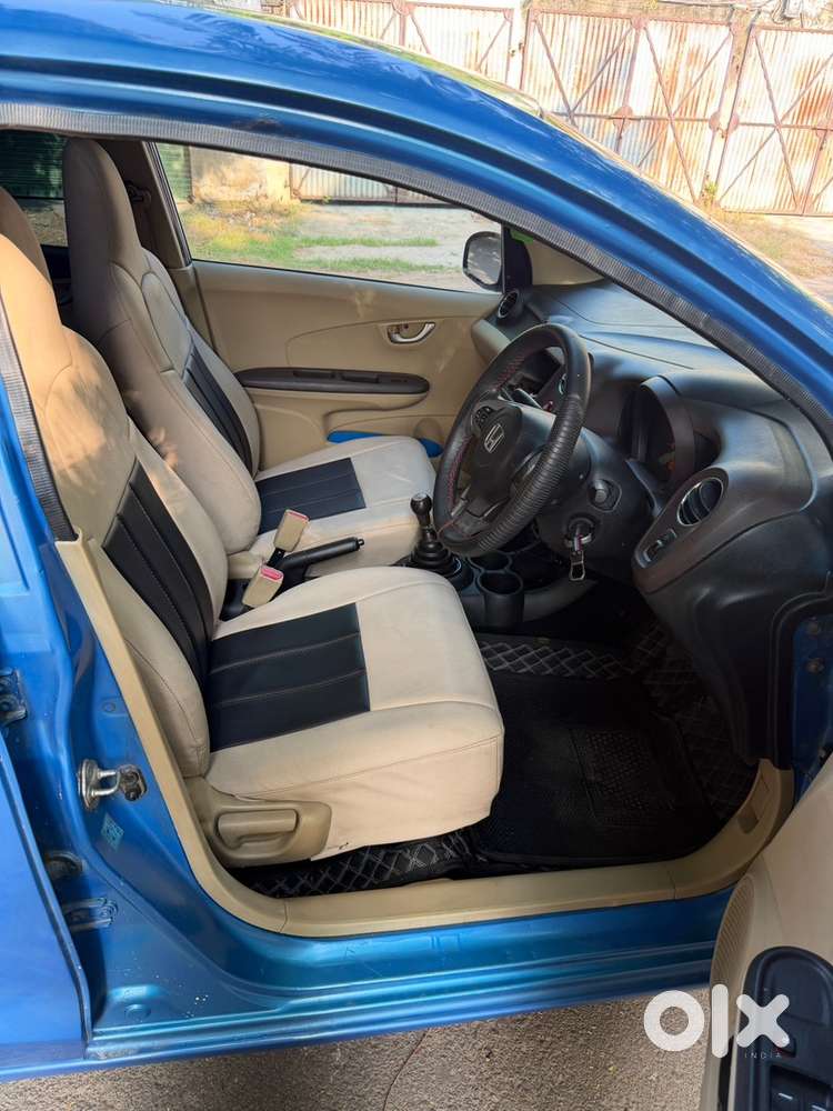 Honda Brio Petrol 2011 Year