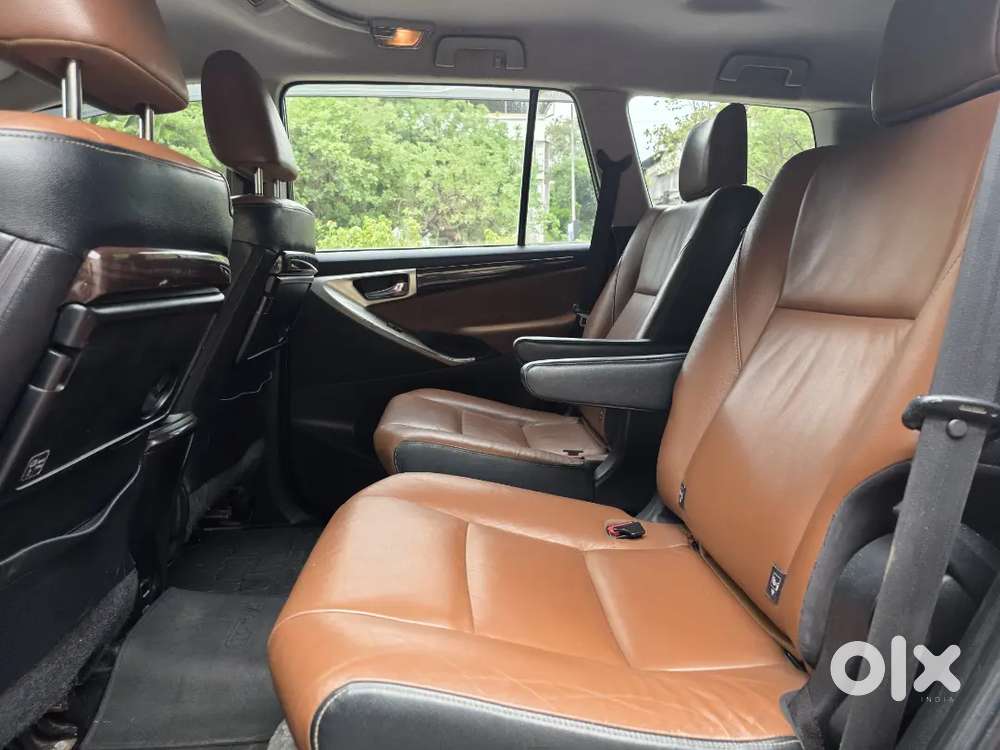 Toyota Innova Crysta 2.8 Z Automatic 2016
