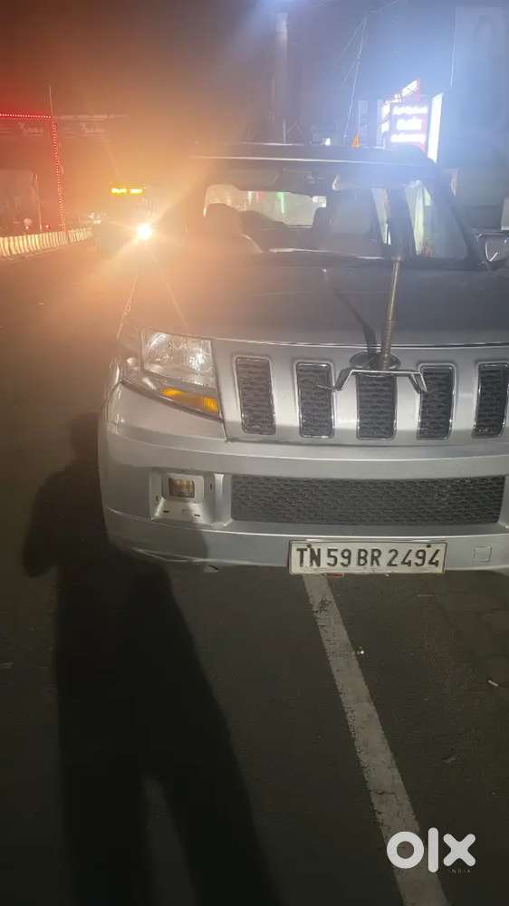 Mahindra Tuv 300 2018