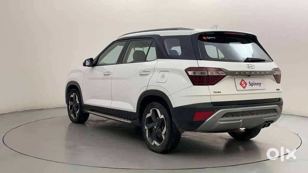 Hyundai Alcazar Signature (o) 6 Str 1.5 Petrol Dct, 2023, Petrol