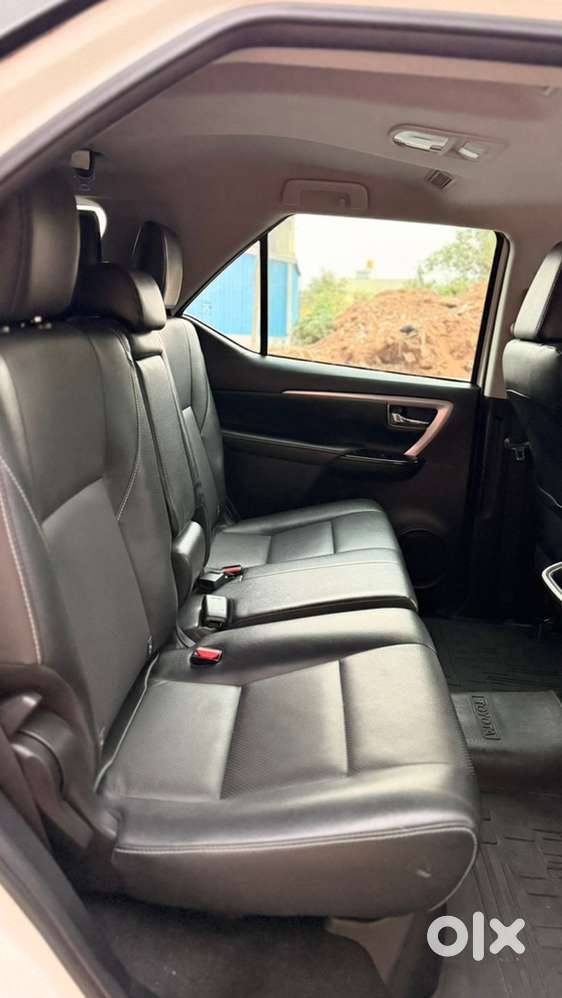 Toyota Fortuner 2022 At 2wd Petrol  29k Km  Genuine Suv