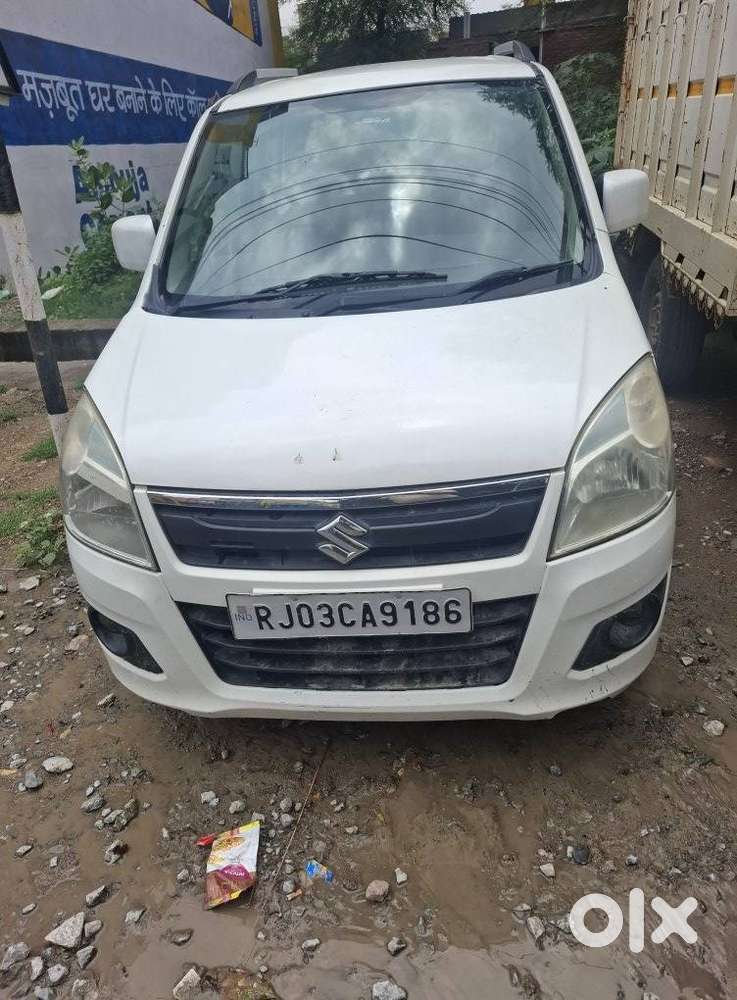 Maruti Suzuki Wagon R Vxi Amt1.2, 2017, Petrol