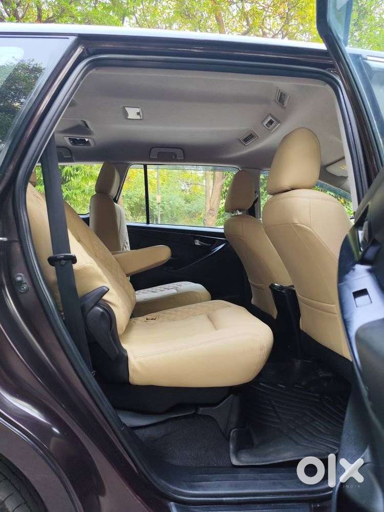 Toyota Innova Crysta 2.4 G Mt 7 Str, 2019, Diesel