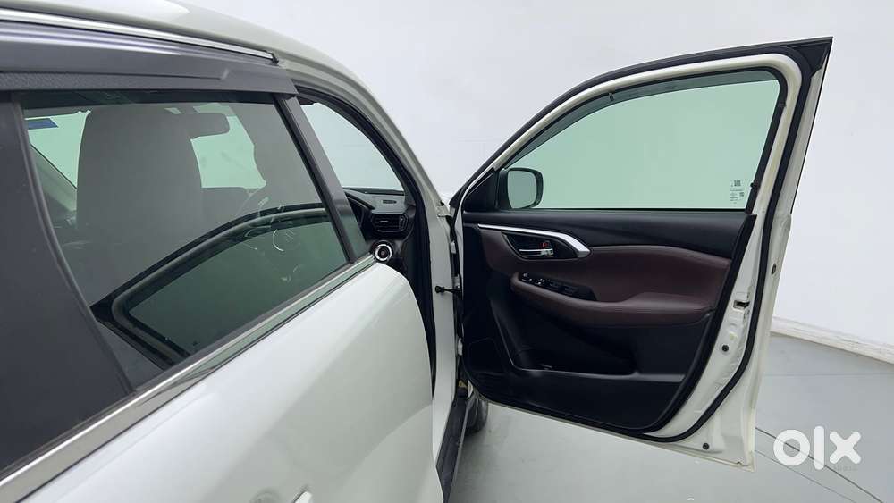 Maruti Suzuki Grand Vitara 1.5 Zeta Smart Hybrid, 2023, Petrol