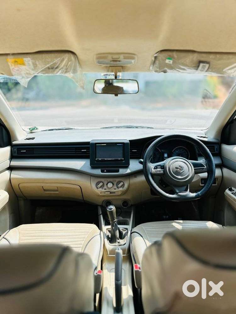 Maruti Suzuki Ertiga 2022-2023  Vxi, 2023, Petrol