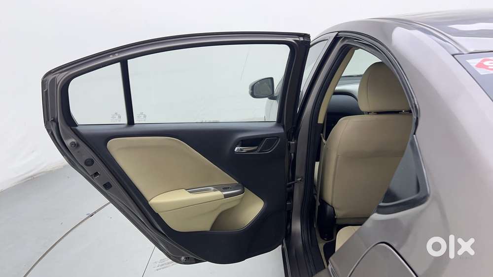 Honda City I-vtec S, 2015, Petrol