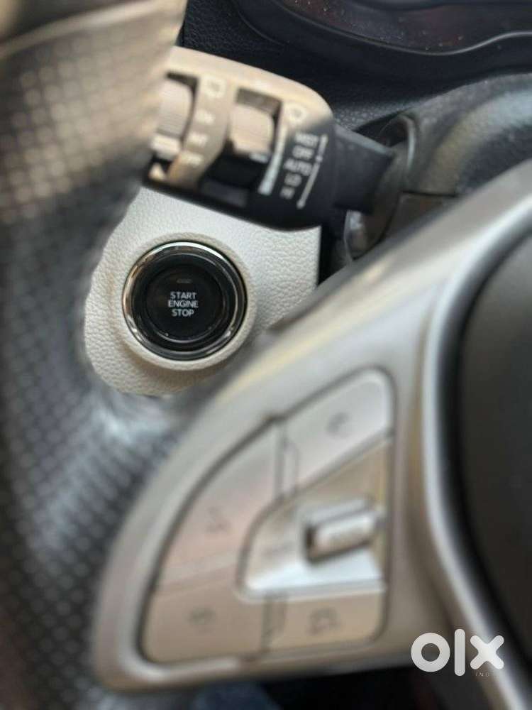 Mahindra Xuv300 W8 Option Diesel, 2022, Diesel