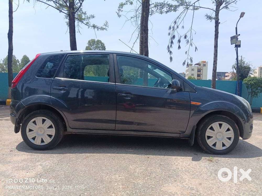 Ford Figo 1.2p Titanium Mt, 2011, Petrol