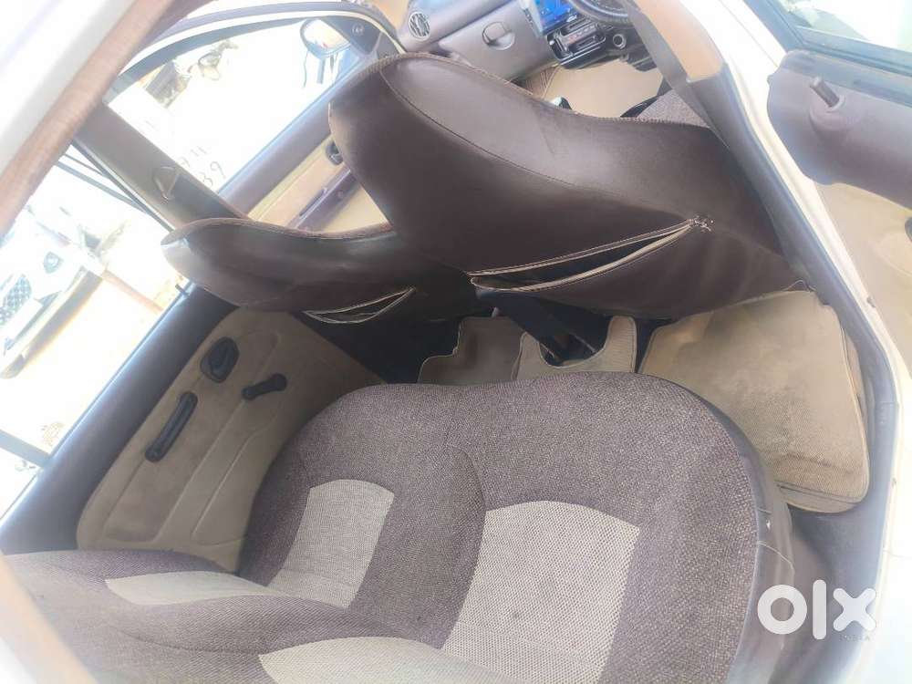 Cng Running Range 250 Km  One Cylinder Refill