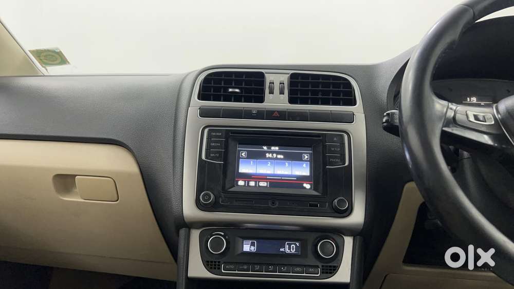 Volkswagen Ameo 1.2 Mpi Highline 16 Alloy, 2016, Petrol