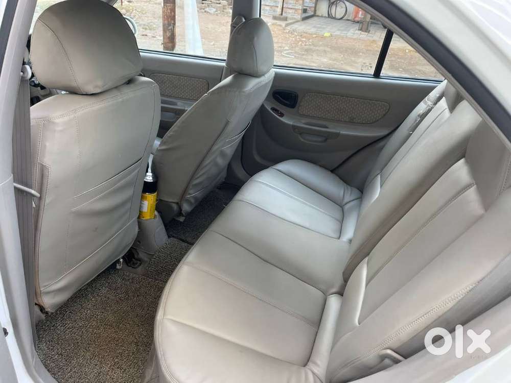 Hyundai Accent Hatchback 2012 Cng & Hybrids Well Maintained