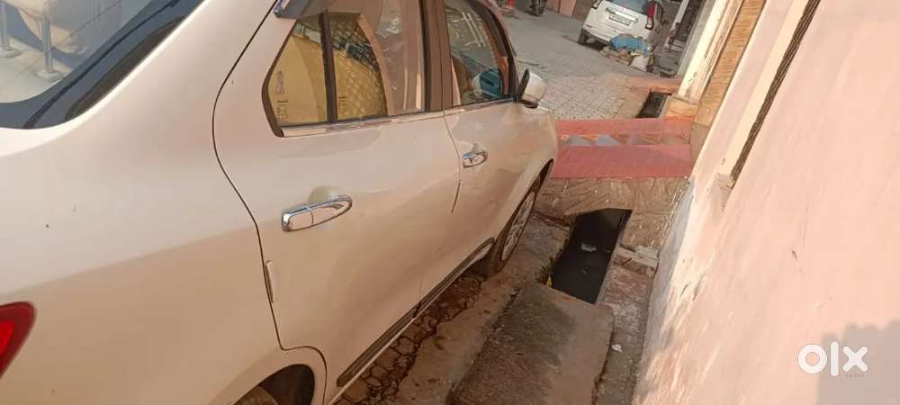 Maruti Suzuki Dzire 2024 Petrol 150000 Km Driven