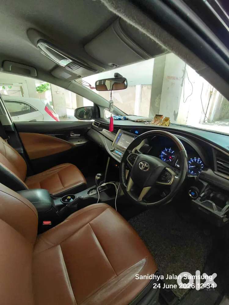 Toyota Innova Crysta 2023