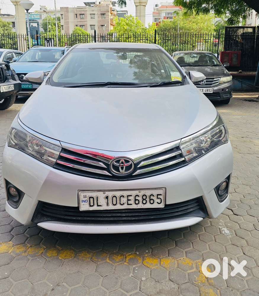 Toyota Corolla Altis 2014 1.8g Petrol