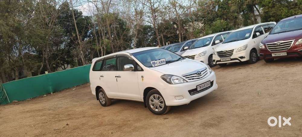 Toyota Innova 2.5 G (diesel) 8 Seater, 2005, Diesel