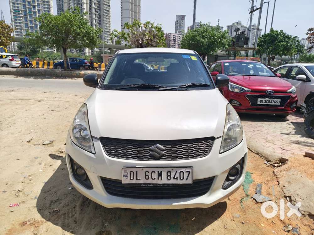 Maruti Suzuki Swift Lxi Option, 2015, Petrol