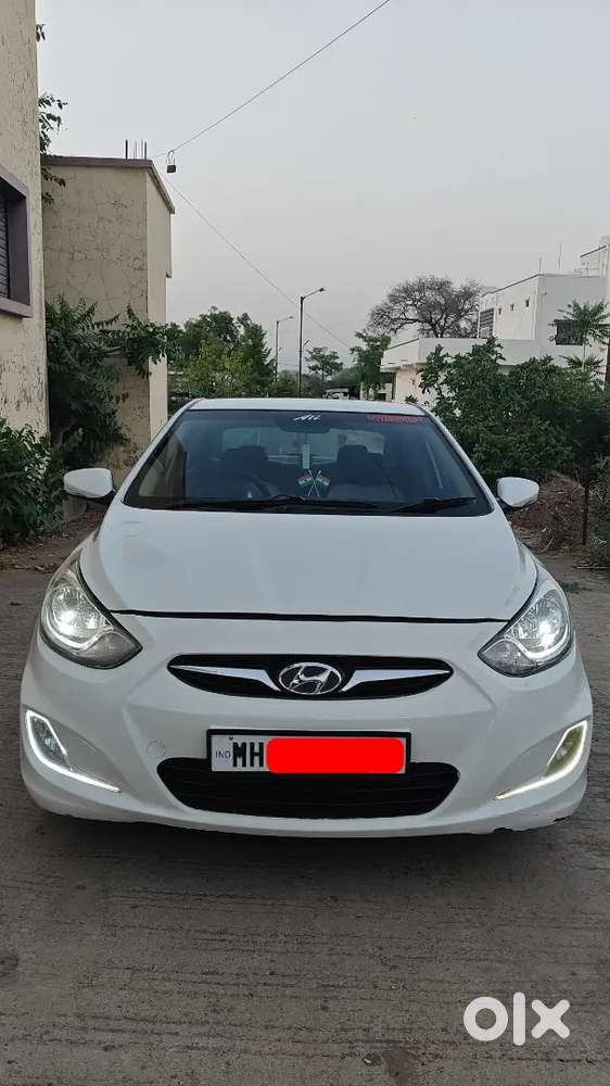 Verna1.6 Sx (0) With Sunroof Diamond Cut Alloy Wheel
