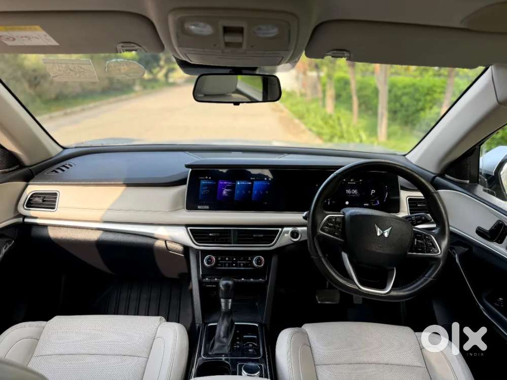 Mahindra Xuv700, 2022, Diesel