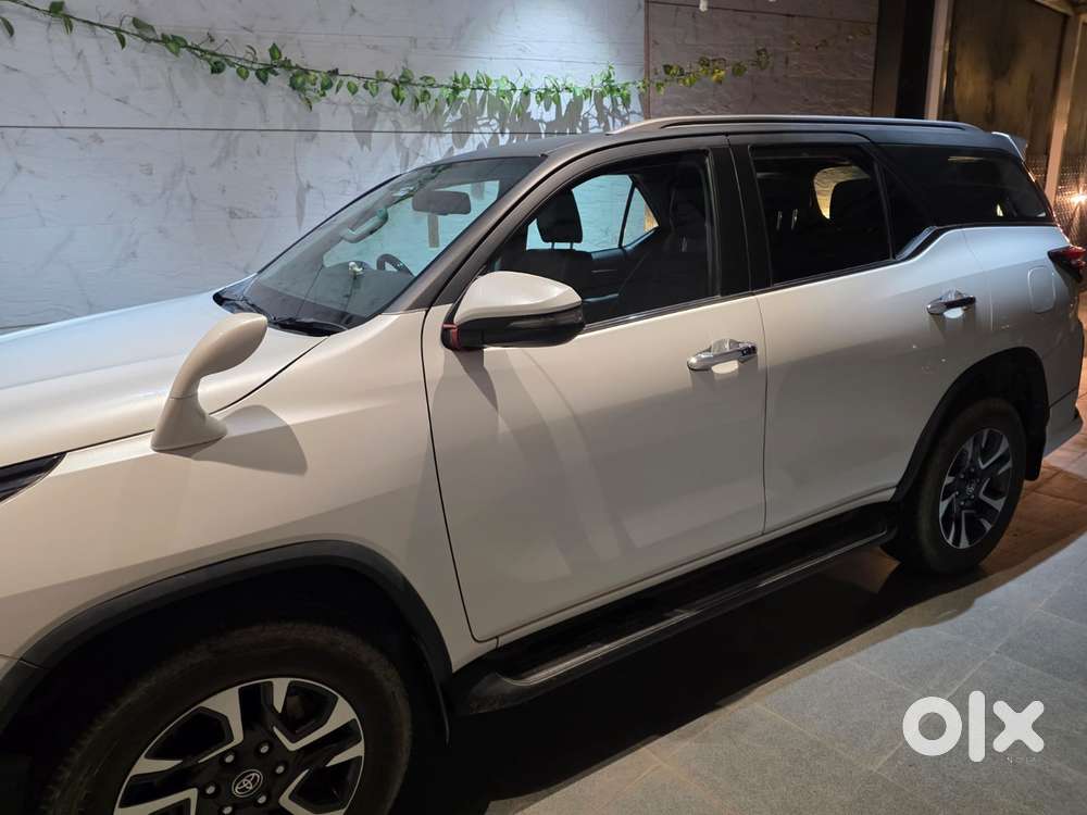 Toyota Fortuner Legender 4x2 At 2.8, 2025, Diesel