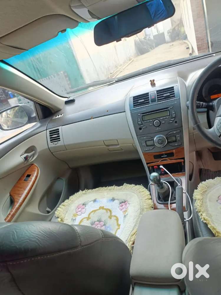Toyota Corolla Altis 2010 Hybrid Year