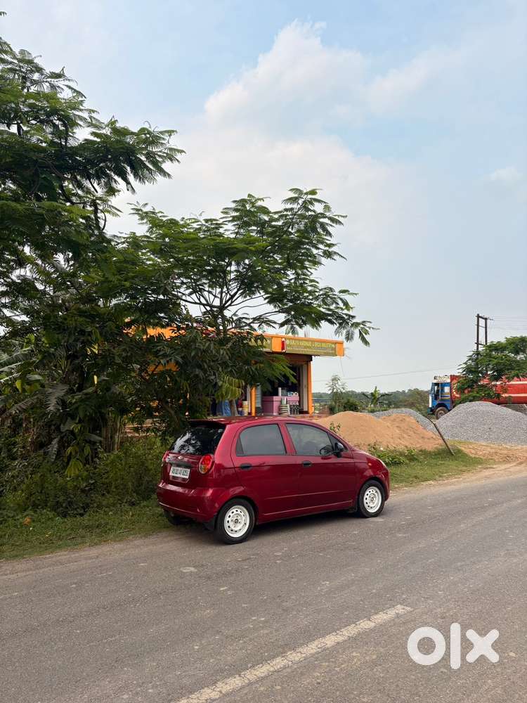 Chevrolet Spark 2011 Petrol Well Maintained