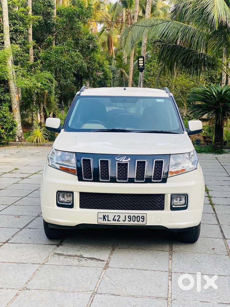 Mahindra Tuv 300 T8 Amt (automatic), 2016, Diesel