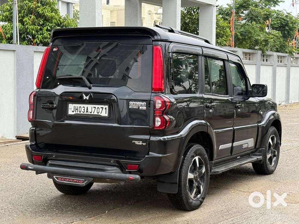 Mahindra Scorpio Classic 2.2 S 11 Mt 7 Str, 2023, Diesel