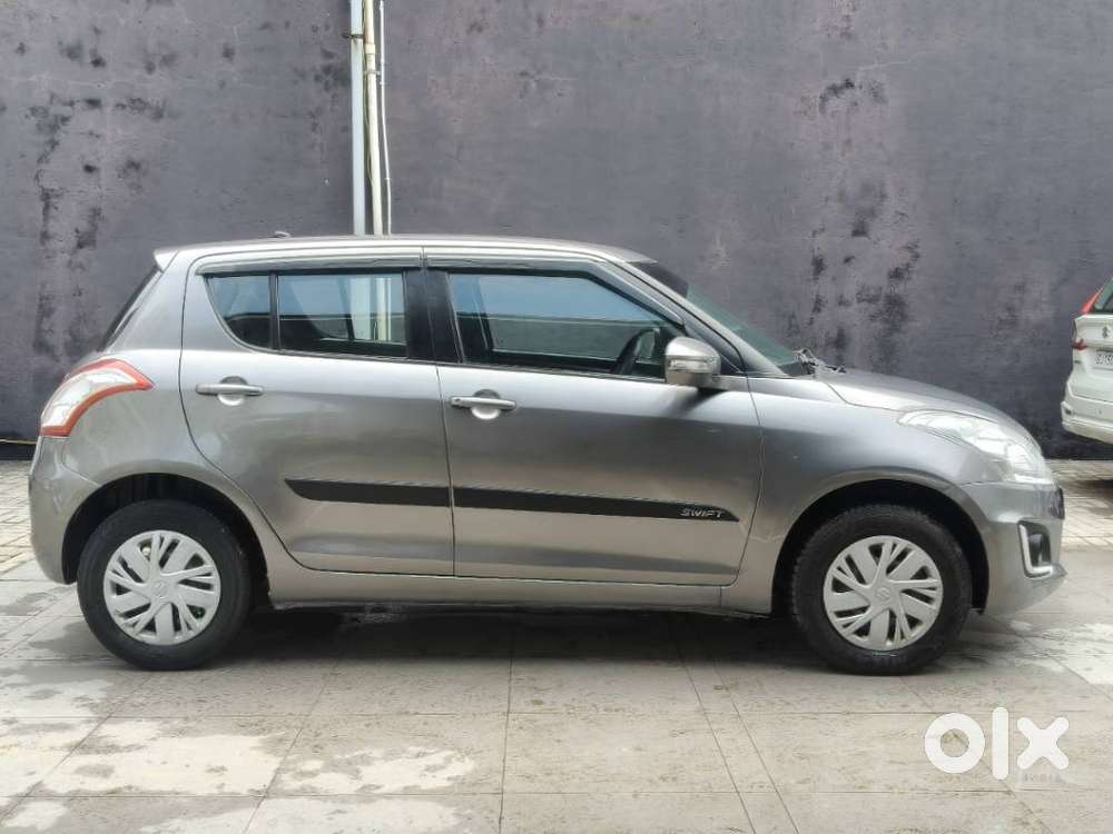 Maruti Suzuki Swift Vxi With Abs, 2015, Petrol