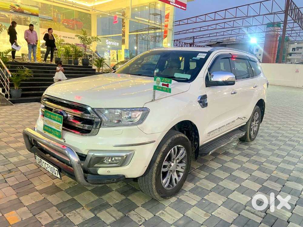 Ford Endeavour 3.2 Titanium At 4x4, 2017, Diesel