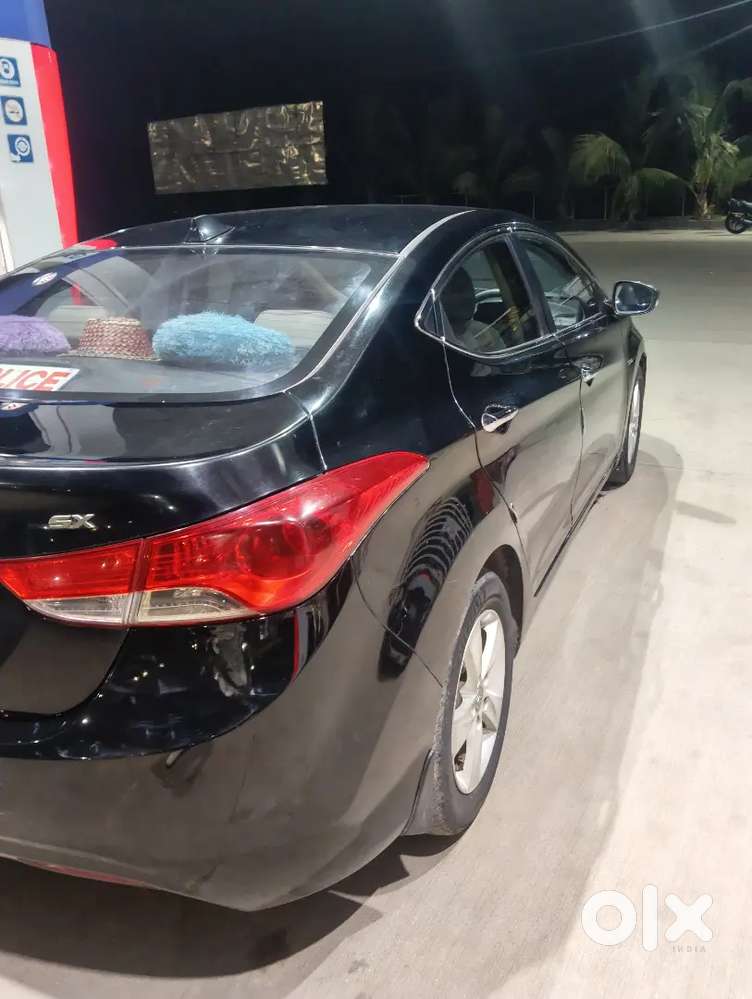 Hyundai New Elantra Diesel 2012