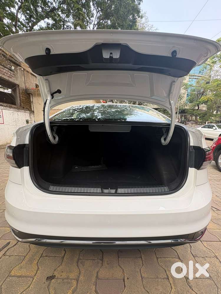 Volkswagen Virtus 1.0 Topline Tsi At, 2023, Petrol