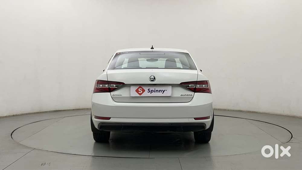 Skoda Superb [ ] 1.8 Style Tsi At, 2017, Petrol