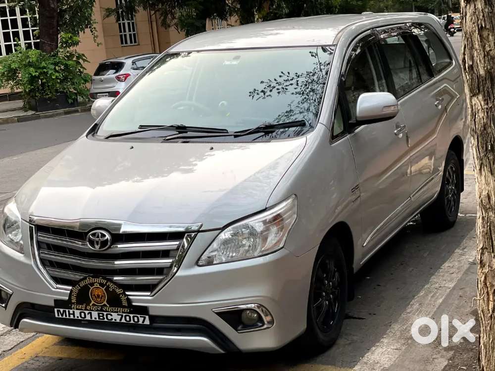Toyota Innova 2013