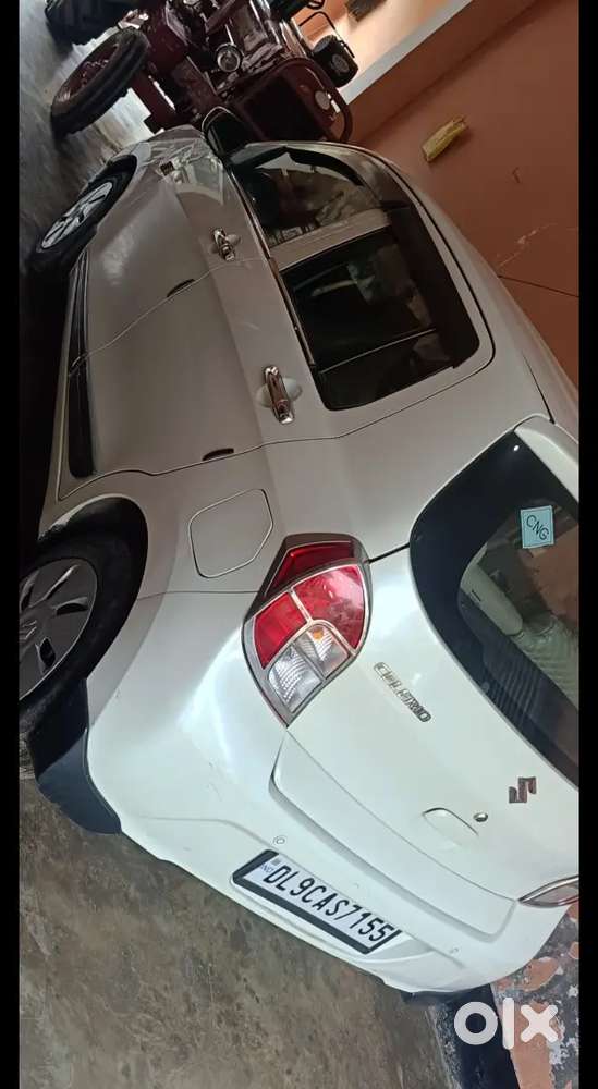 Good Condition Company Fitted Cng No Accidentally