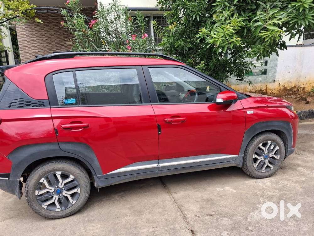 Automatic Transmission,  Sunroof, 6 Airbags, Dashcam, Rear Camera,