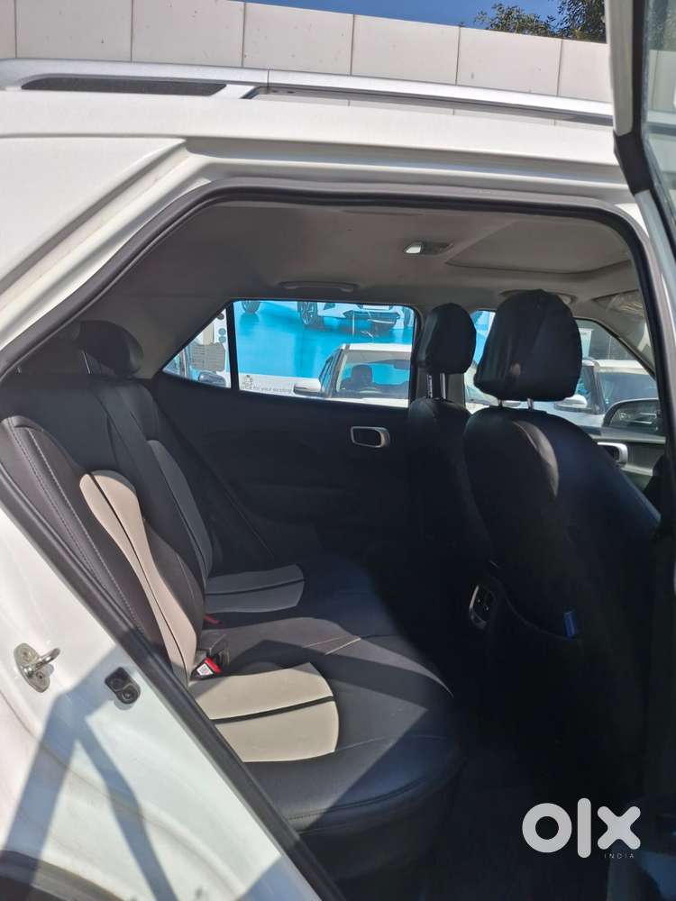 Hyundai Venue Sx Dual Tone Turbo, 2021, Petrol