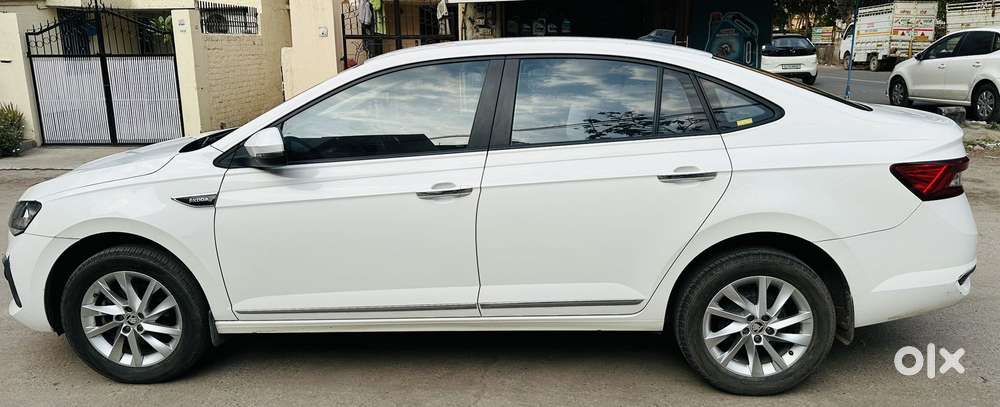 Skoda Slavia Ambition 1.0l Tsi Mt, 2024, Petrol