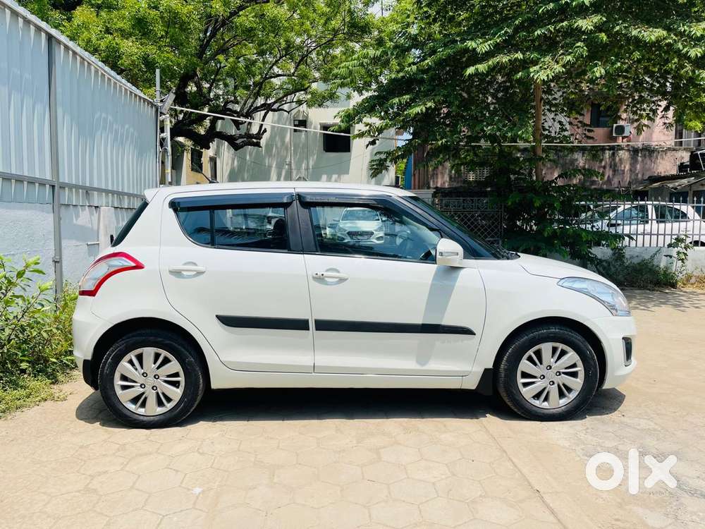 Maruti Suzuki Swift Zdi Plus, 2015, Diesel