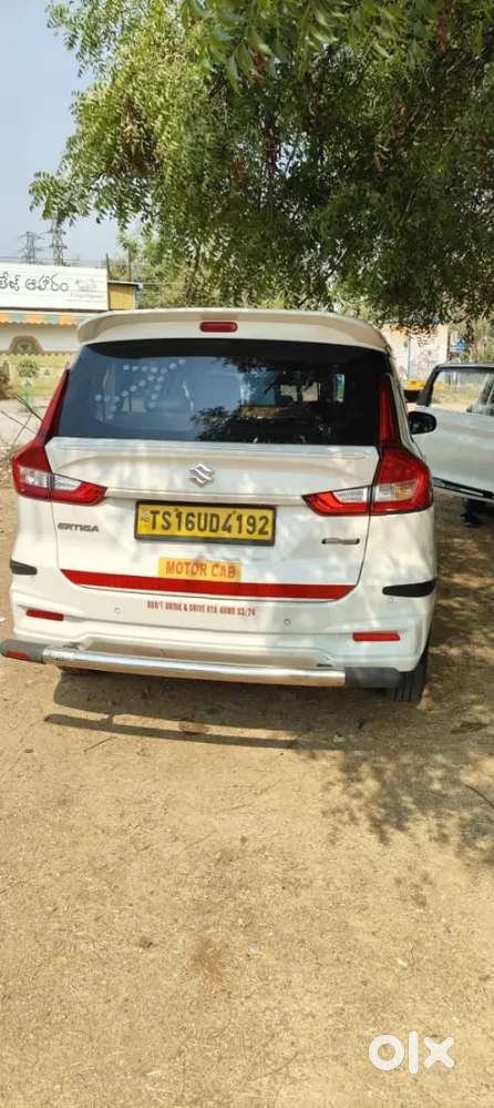 Maruti Suzuki Ertiga 2024 Cng & Hybrids 85000 Km Driven