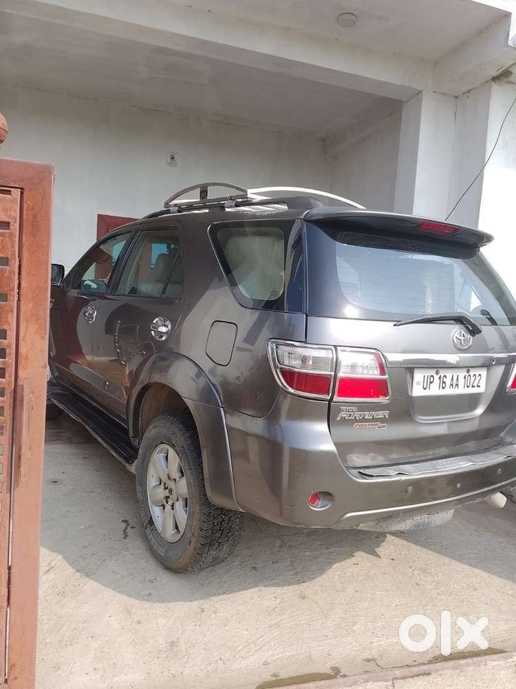 Toyota Fortuner Diesel 2010 Year