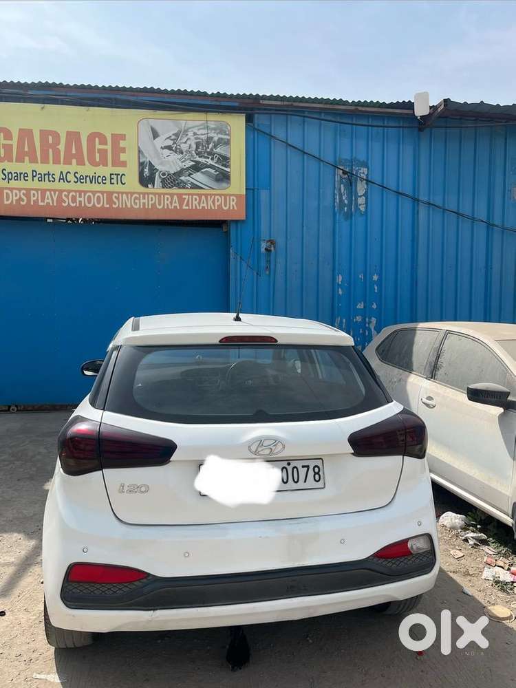 Hyundai I20 2020 Petrol 70000 Km Driven