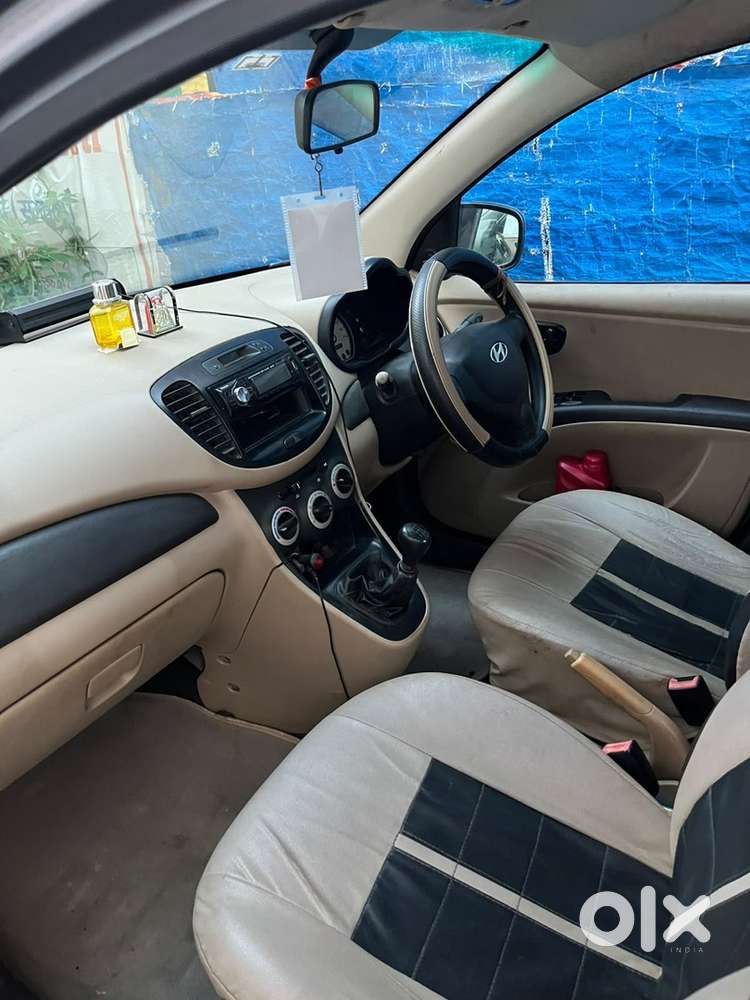 Hyundai I10 Gls Petrol 2010