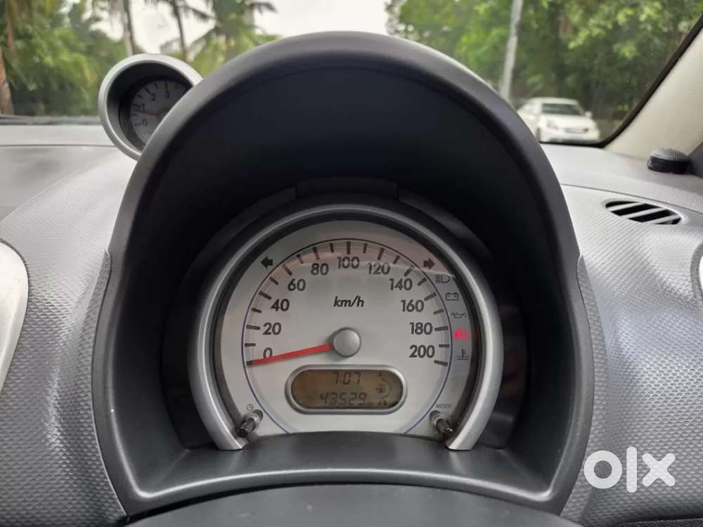 Maruti Suzuki Ritz Genus Vxi, 2010, Petrol